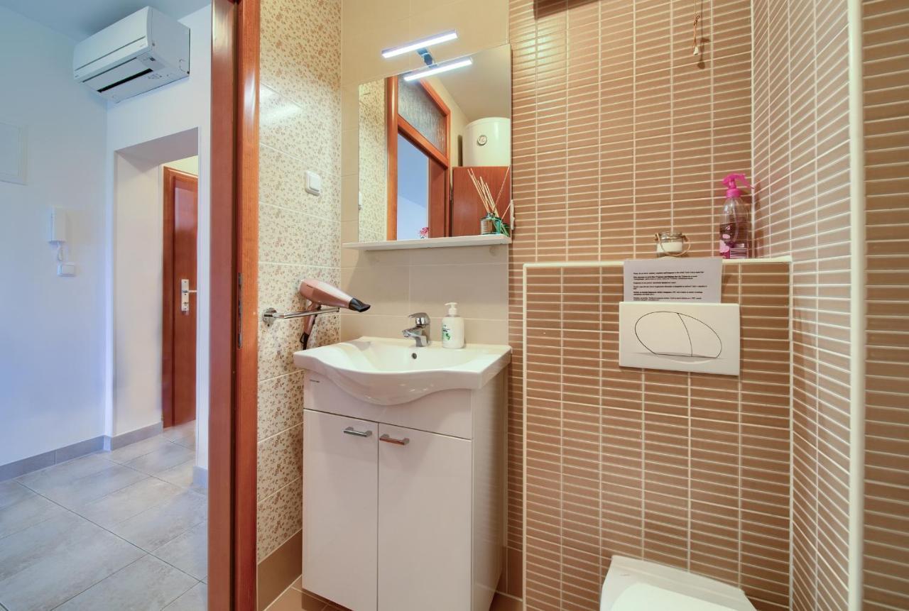 Apartments Ivica Krk Island Šilo Exteriér fotografie