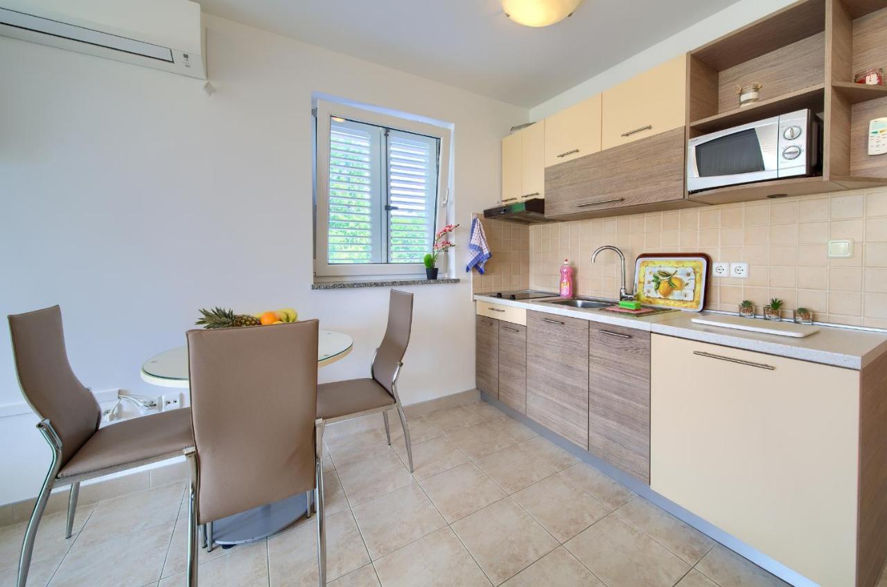 Apartments Ivica Krk Island Šilo Exteriér fotografie